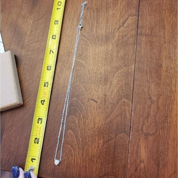 Heart initial necklace small child - Picture 4 of 11